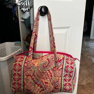 Vera Bradley Vibrant Paisley Women's Bag